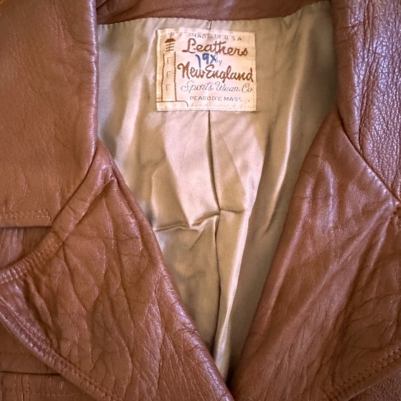 Vintage Brown Leather Women's Jacket - Picture 2 of 10